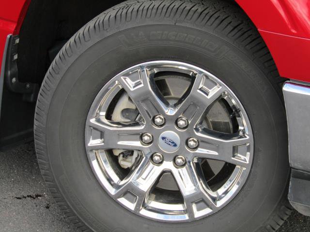 Certified 2022 Ford F150 XLT w/ Equipment Group 302A High image 5