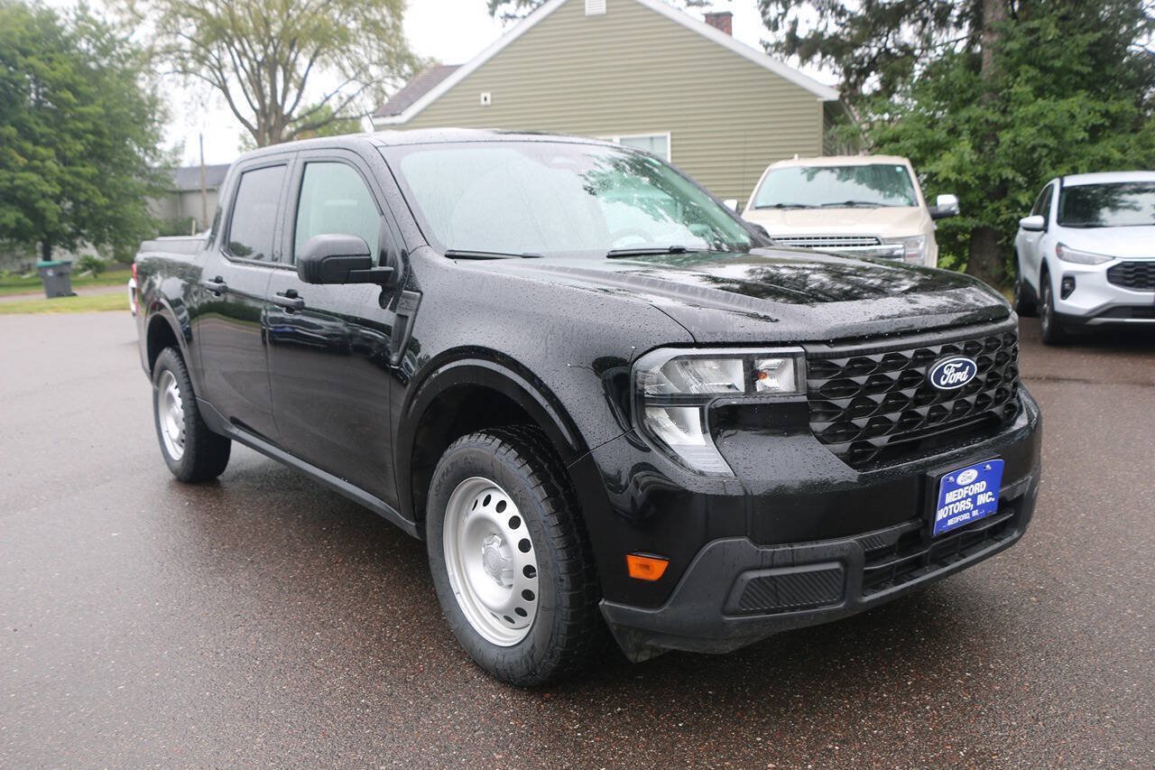 Certified 2025 Ford Maverick XL FWD image 9