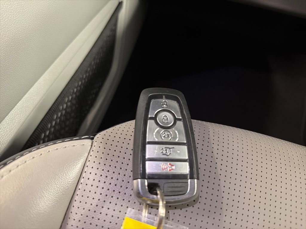 Certified 2023 Ford Escape Platinum AWD/4WD image 37