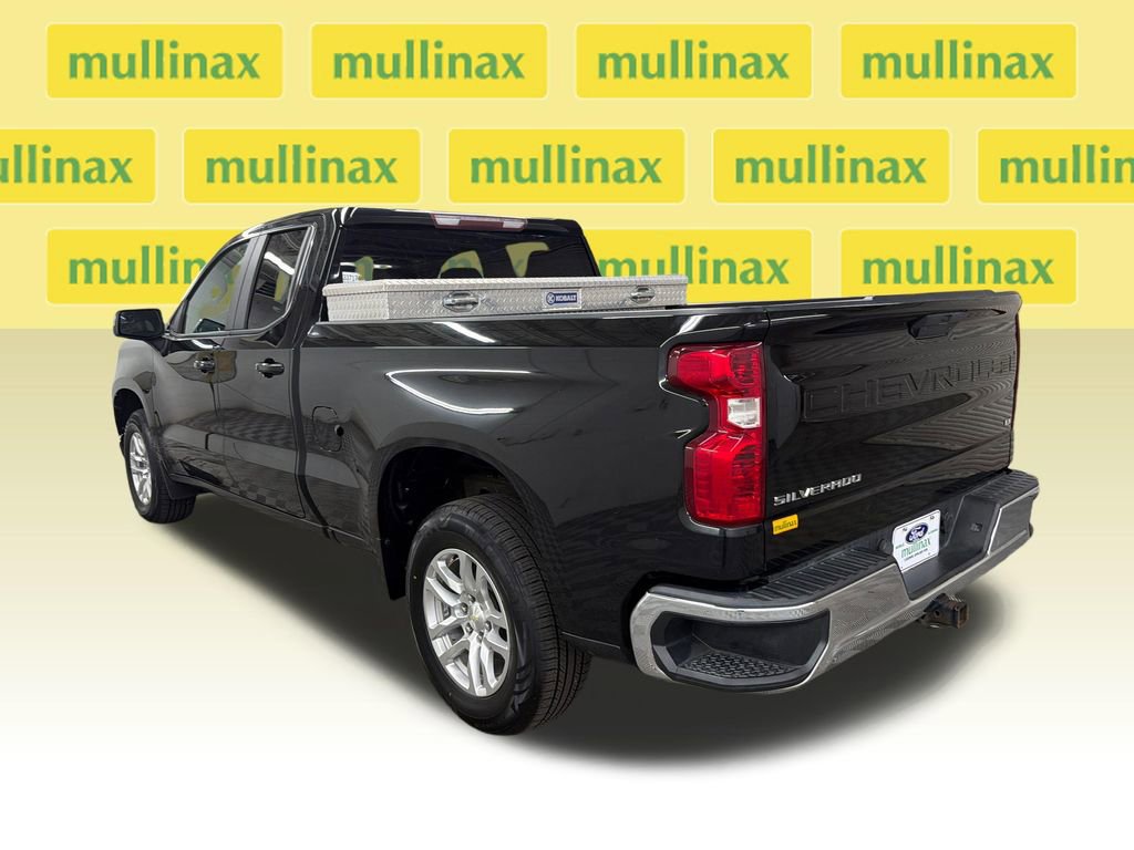Used 2020 Chevrolet Silverado 1500 LT w/ All-Star Edition RWD image 10
