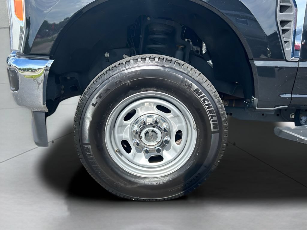 Certified 2023 Ford F250 XL w/ 360-Degree Camera Package AWD/4WD image 26