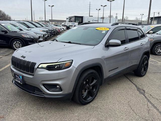 Used 2020 Jeep Cherokee Latitude Plus FWD image 2