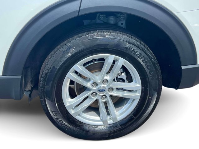 Certified 2023 Ford Explorer XLT AWD/4WD image 9