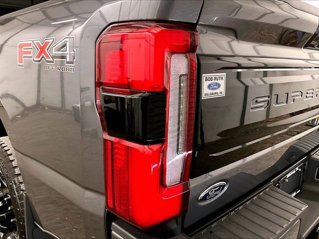Certified 2025 Ford F350 Platinum AWD/4WD image 28