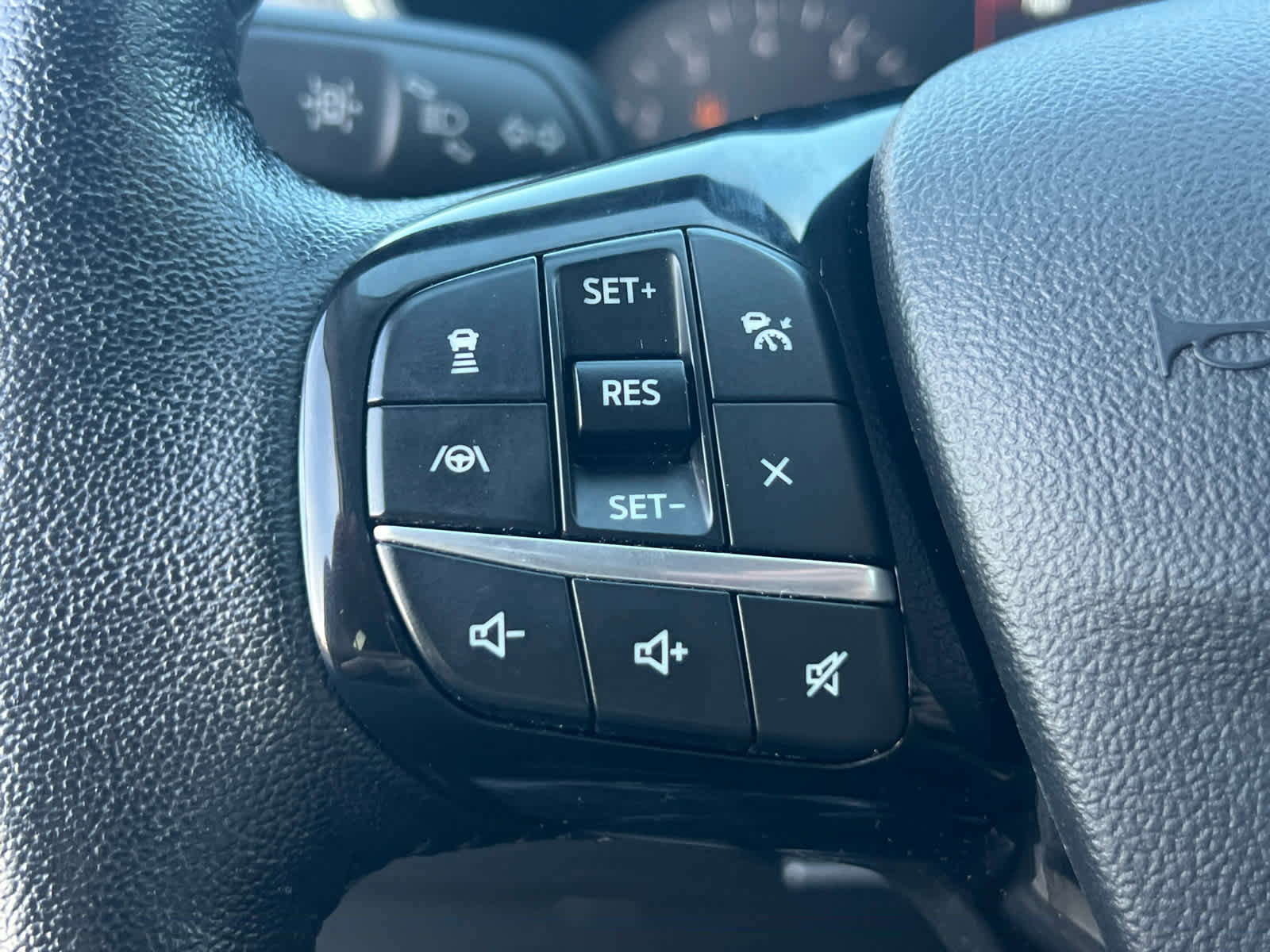 Certified 2021 Ford Escape SEL image 31