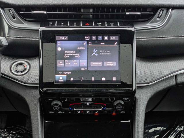 Used 2023 Jeep Grand Cherokee Altitude AWD/4WD image 22