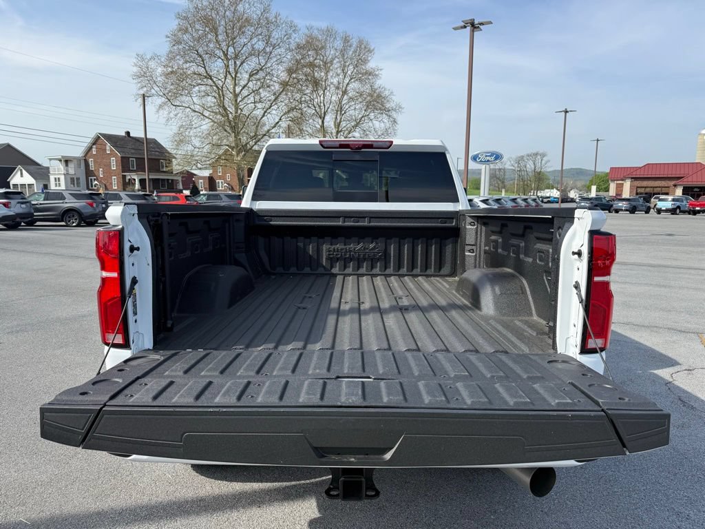 Used 2024 Chevrolet Silverado 3500 High Country w/ High Country Premium Package AWD/4WD image 19