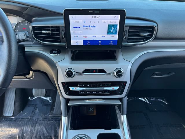 Certified 2023 Ford Explorer XLT w/ Equipment Group 202A AWD/4WD image 26