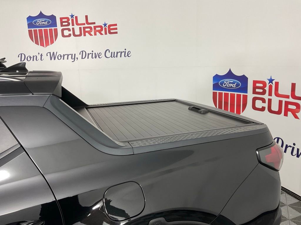 Used 2022 Hyundai Santa Cruz Limited image 11