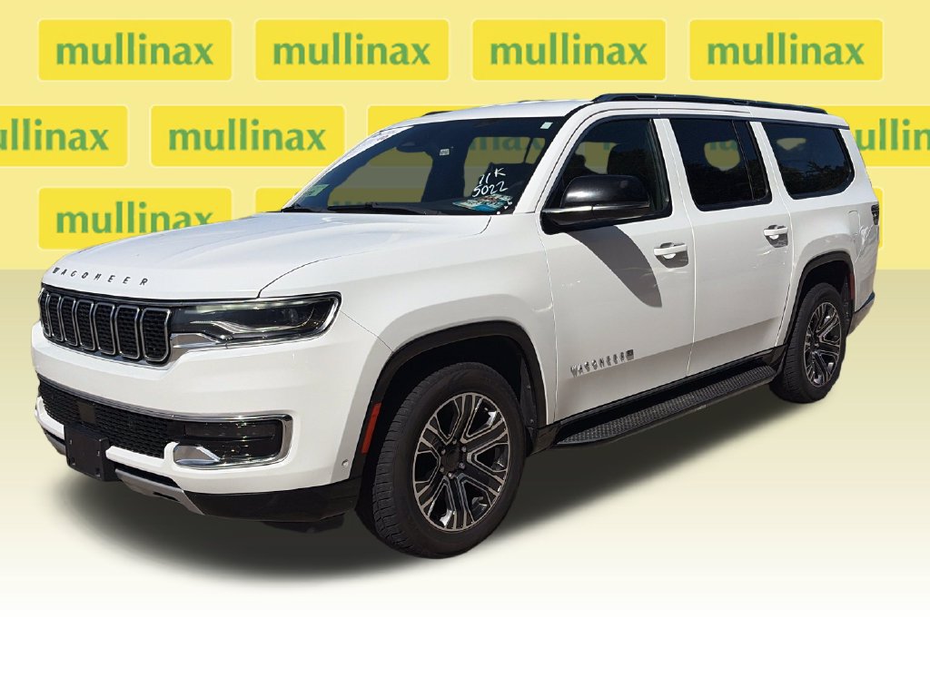 Used 2024 Jeep Wagoneer L Series II RWD image 15