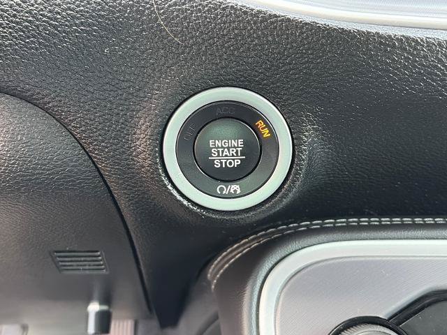 Used 2019 Dodge Challenger GT w/ Blacktop Package RWD image 8