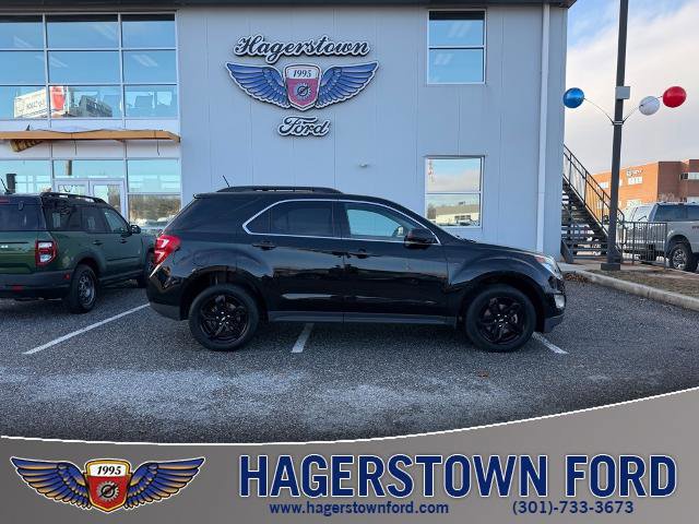 Used 2017 Chevrolet Equinox LT w/ Midnight Edition image 2