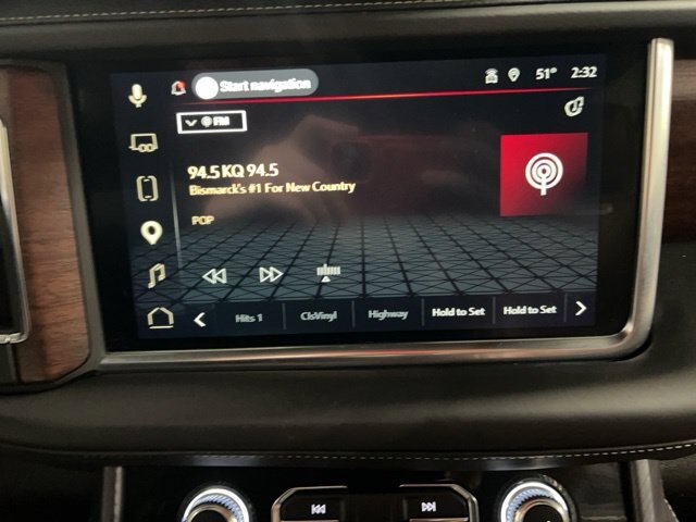 Used 2024 GMC Yukon Denali Ultimate AWD/4WD image 10