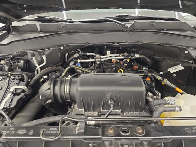 Certified 2024 Ford Explorer XLT w/ Equipment Group 202A AWD/4WD image 38