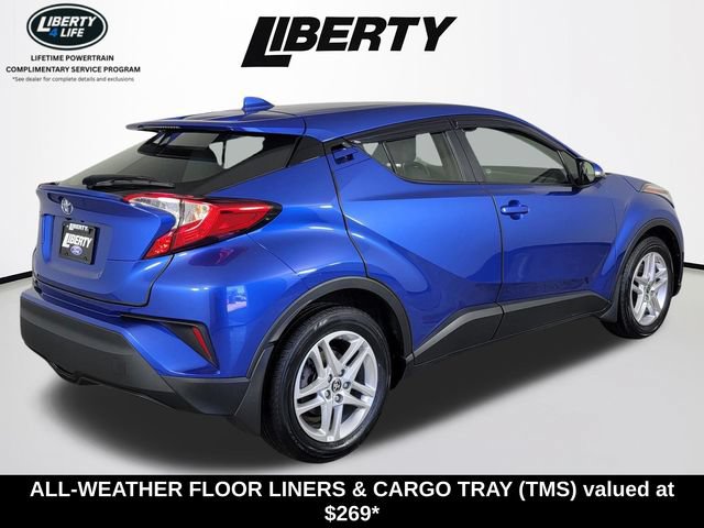 Used 2020 Toyota C-HR LE FWD image 3