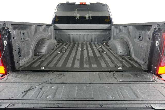 Certified 2025 Ford F350 Platinum image 9