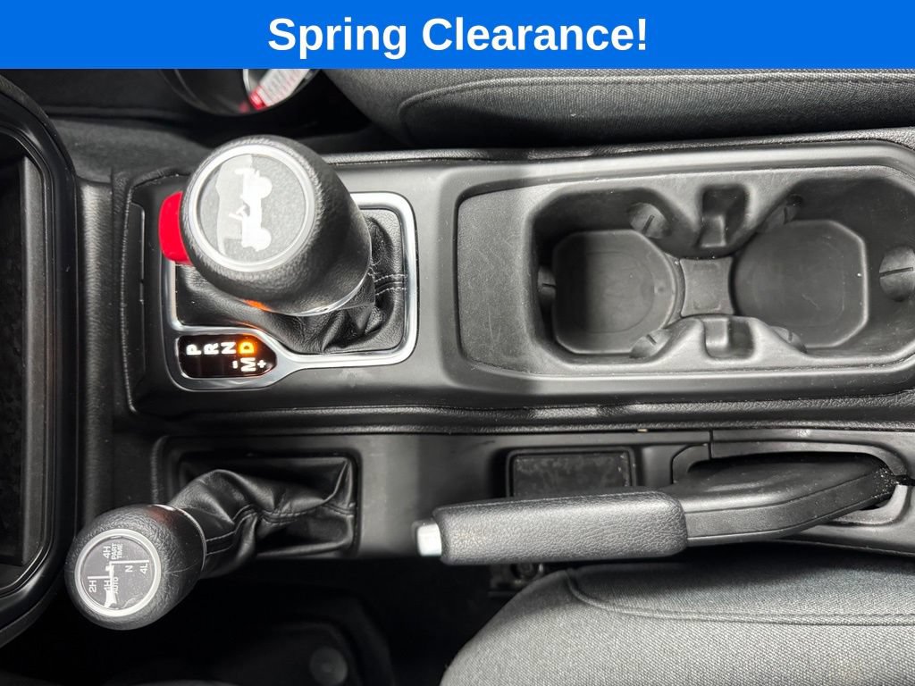 Used 2024 Jeep Wrangler Unlimited Sahara AWD/4WD image 24