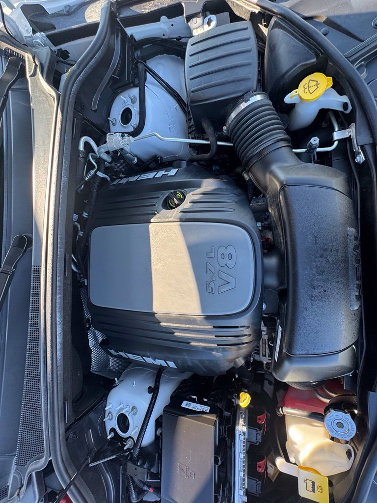 Used 2022 Dodge Durango R/T RWD image 32