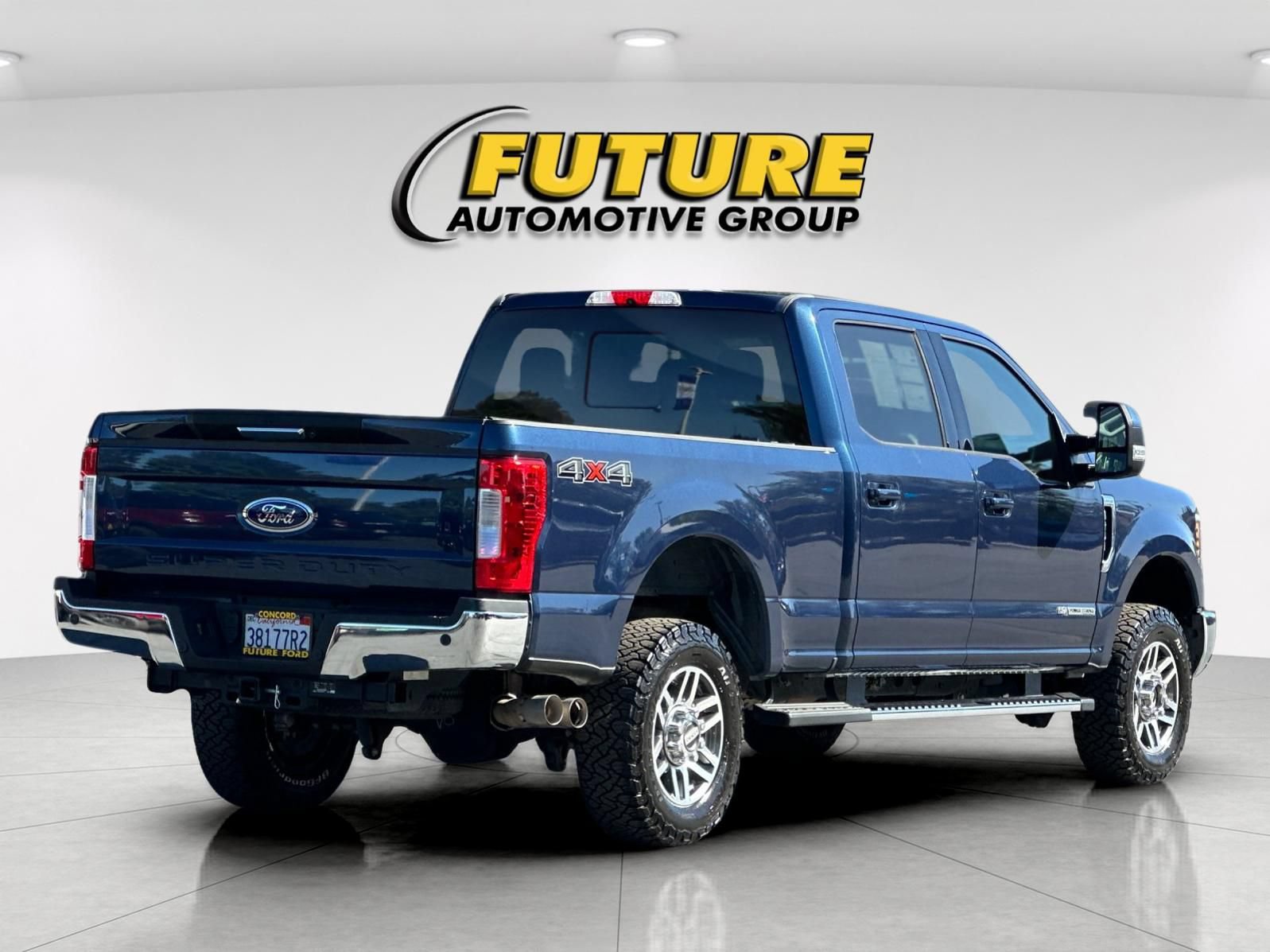 Certified 2018 Ford F250 Lariat w/ Lariat Value Package AWD/4WD image 3