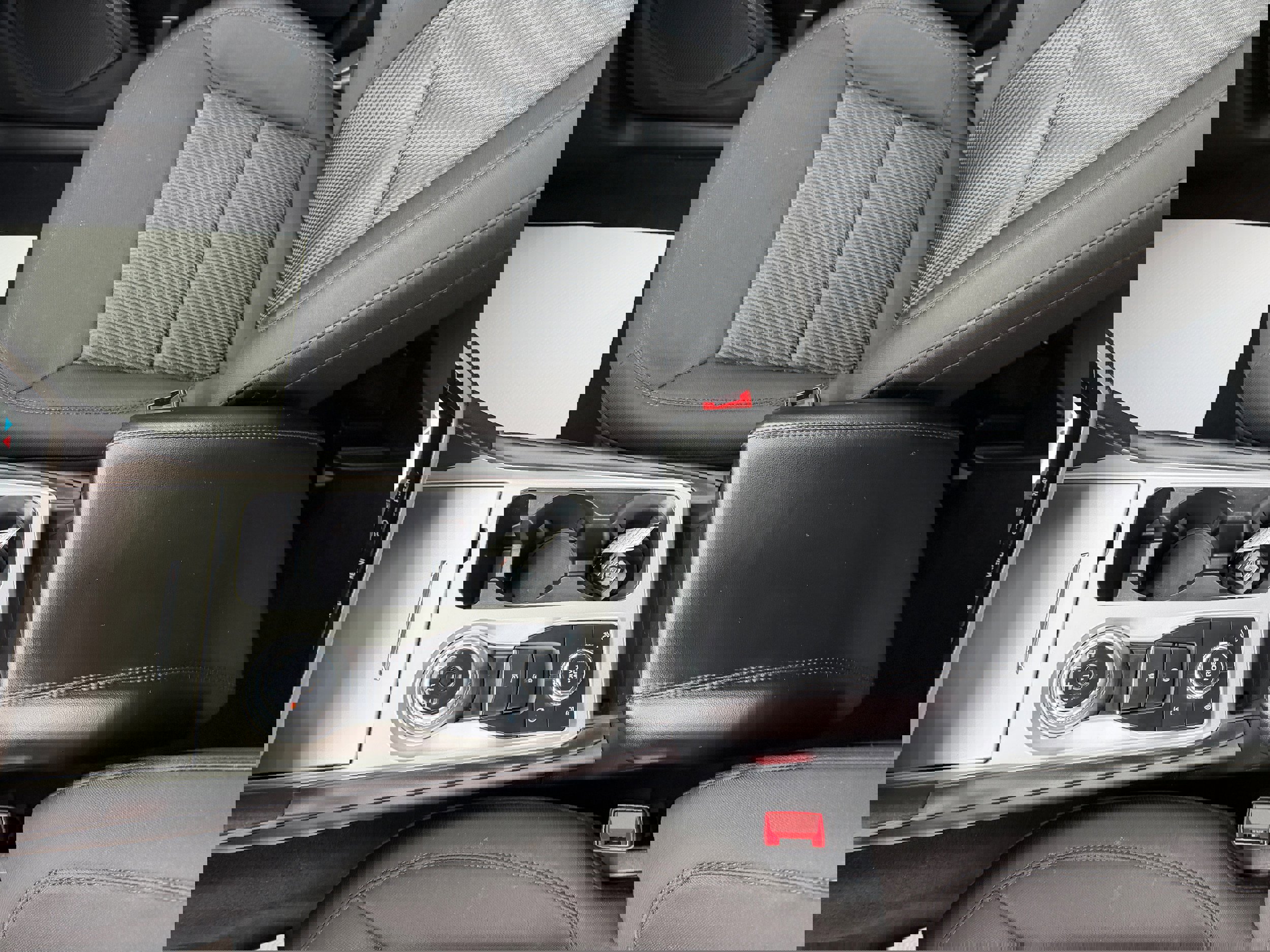 Certified 2023 Ford Explorer XLT image 17