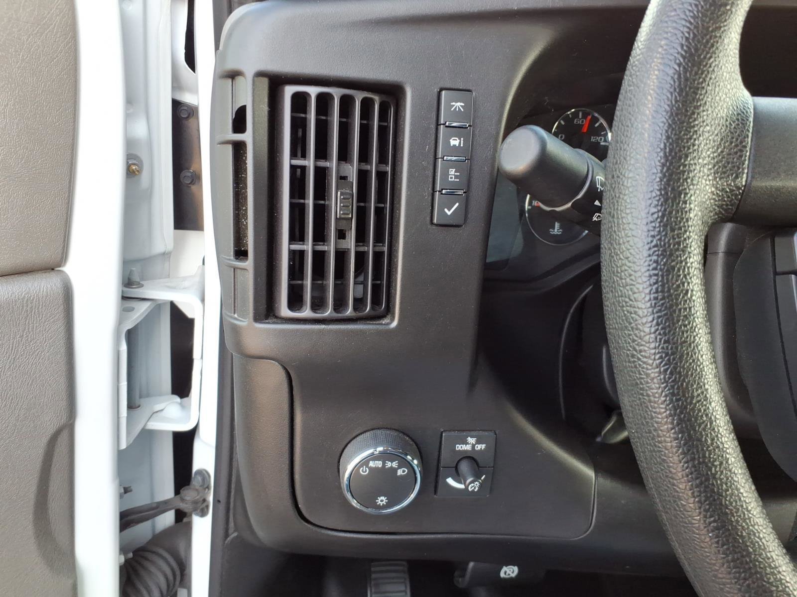 Used 2024 Chevrolet Express 2500 w/ Driver Convenience Package image 15