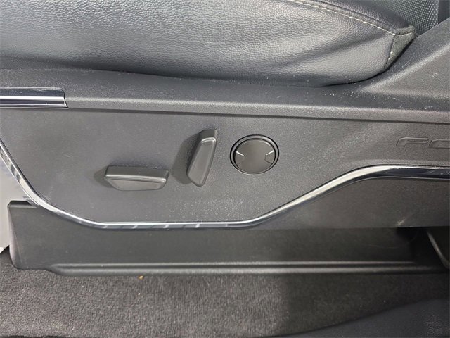 Certified 2024 Ford F250 Lariat w/ Lariat Ultimate Package image 21