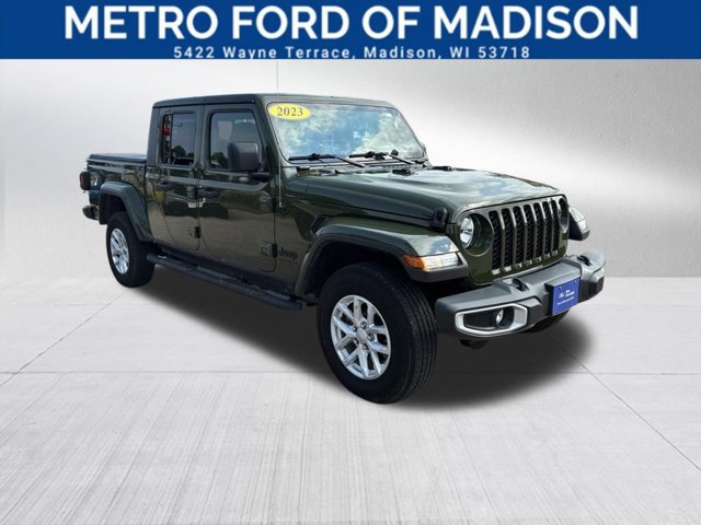 Used 2023 Jeep Gladiator Sport AWD/4WD image 8