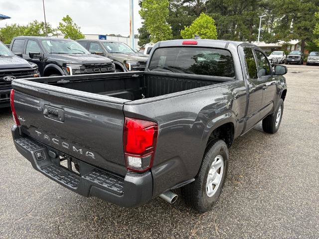 Used 2021 Toyota Tacoma SR AWD/4WD image 5