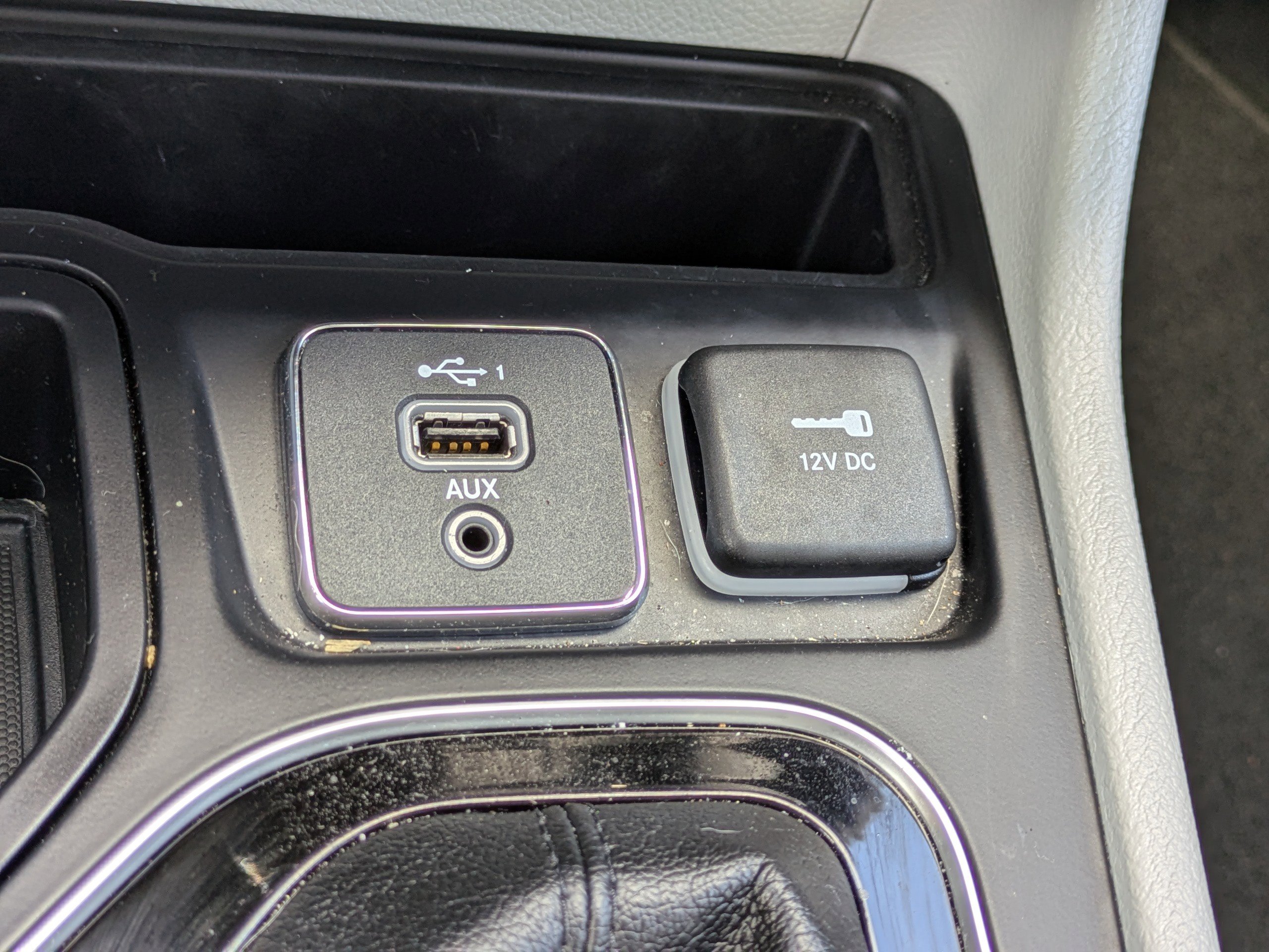 Used 2020 Jeep Cherokee Limited image 31