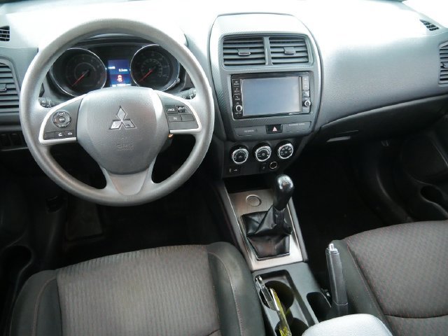 Used 2018 Mitsubishi Outlander Sport ES FWD image 4