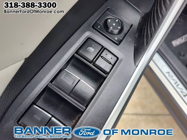 Used 2023 Toyota RAV4 XLE Premium FWD image 17