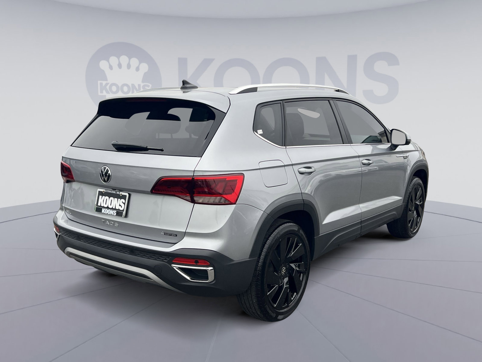 Used 2024 Volkswagen Taos SEL AWD/4WD image 11