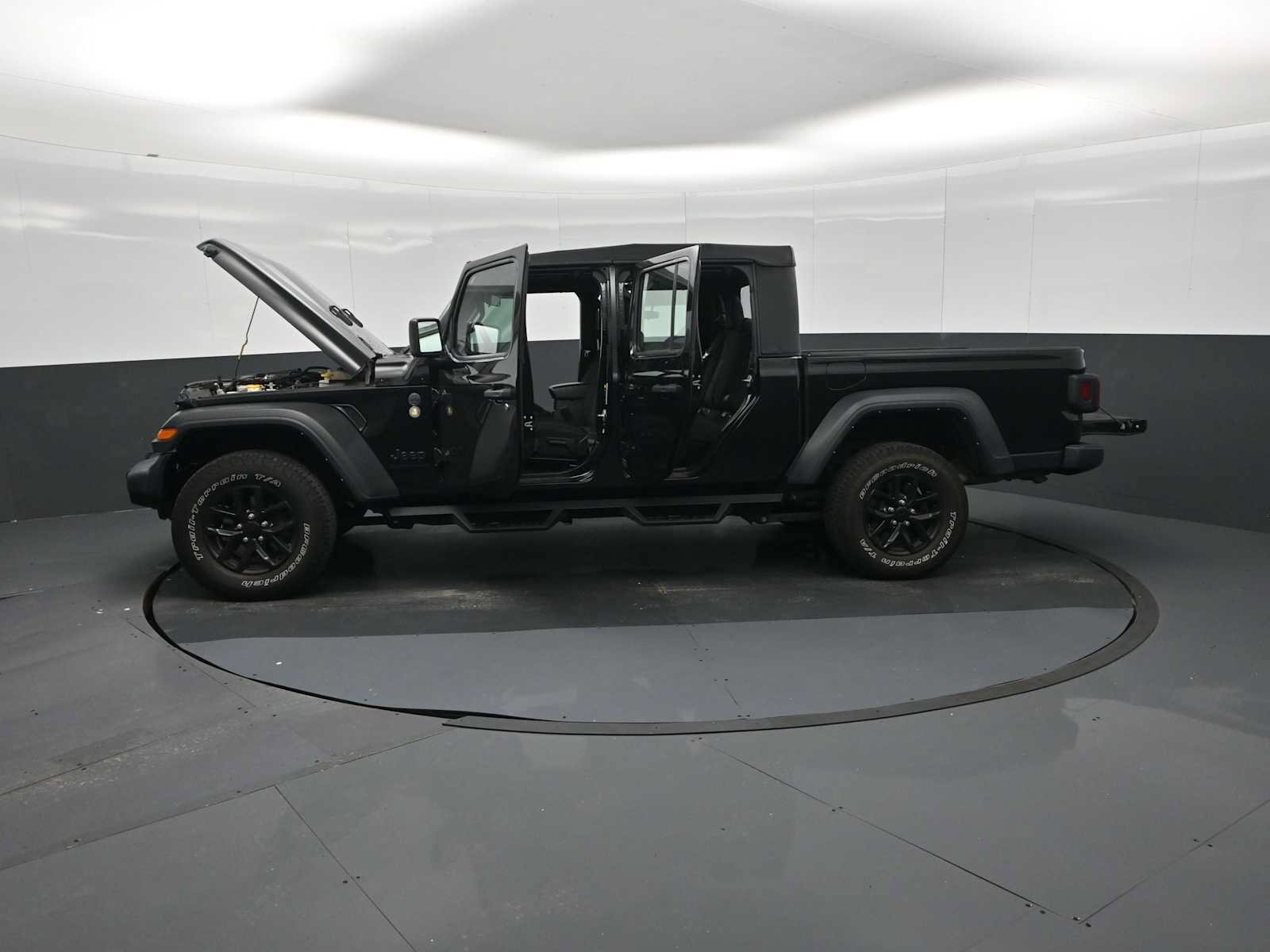 Used 2022 Jeep Gladiator Sport w/ Trailer Tow Package AWD/4WD image 58