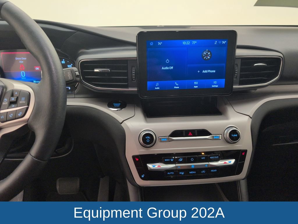 Certified 2024 Ford Explorer XLT w/ Equipment Group 202A RWD image 17
