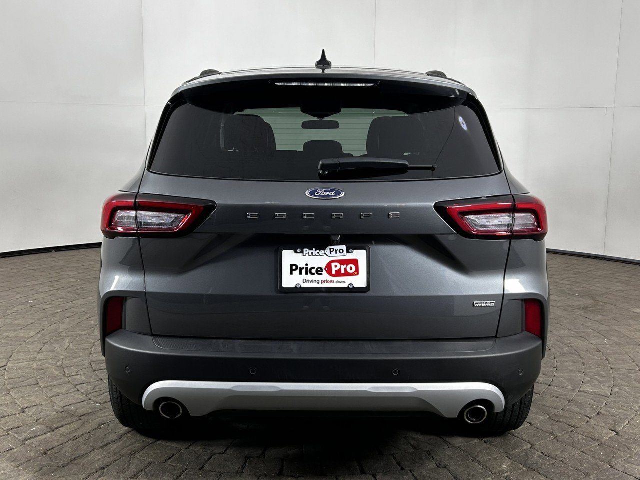 Certified 2025 Ford Escape SE FWD image 6