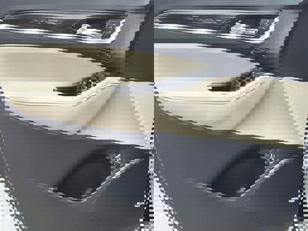 Used 2018 Buick Enclave Premium image 11