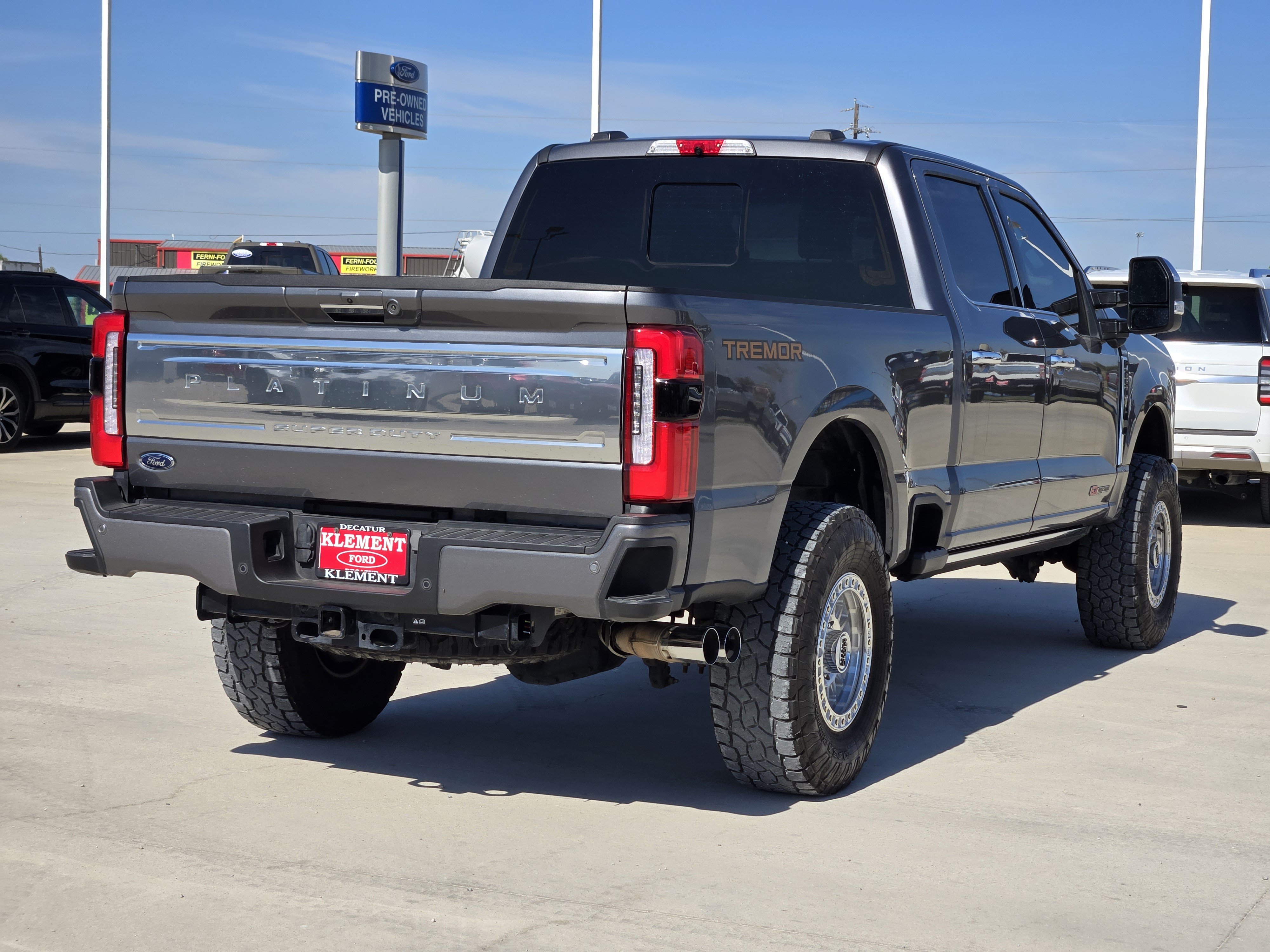 Certified 2024 Ford F250 Platinum w/ Tremor Off-Road Package AWD/4WD image 6