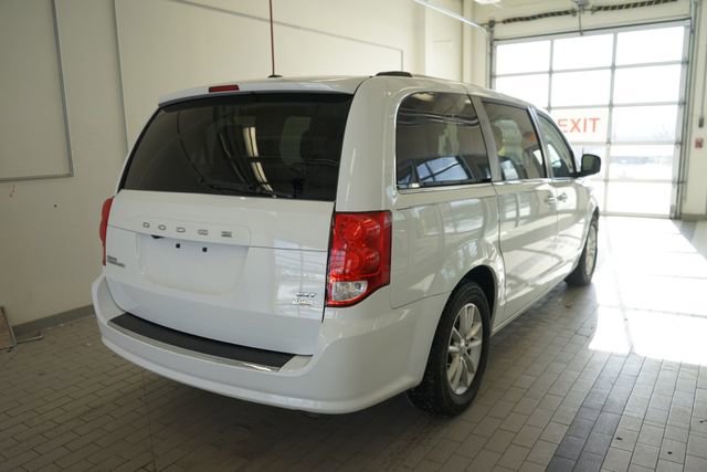 Used 2018 Dodge Grand Caravan SXT image 6