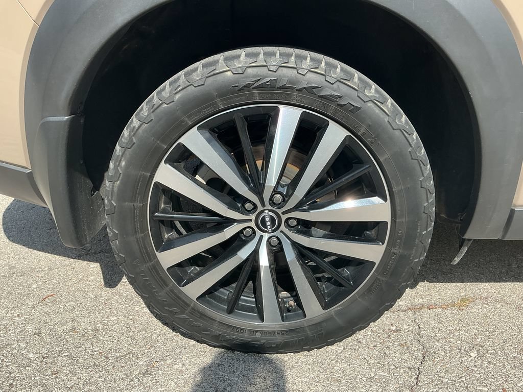 Used 2023 Nissan Pathfinder Platinum w/ Cargo Package AWD/4WD image 9