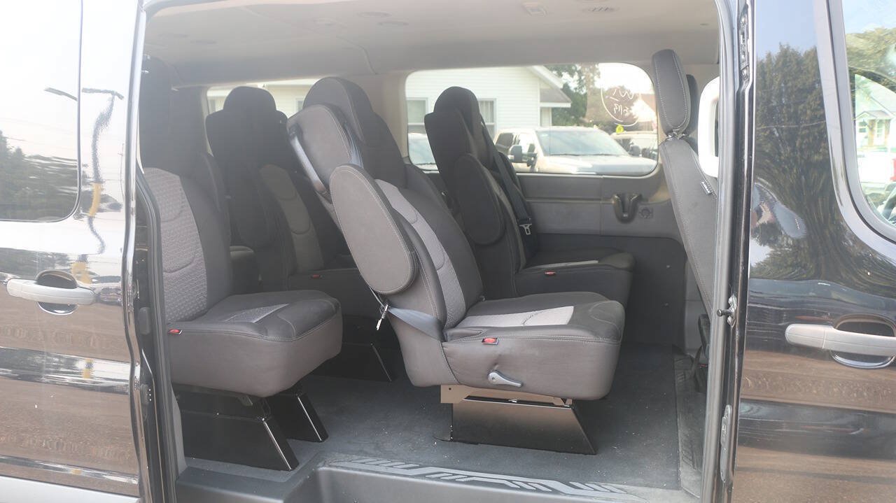 Certified 2023 Ford Transit 350 XLT RWD image 15
