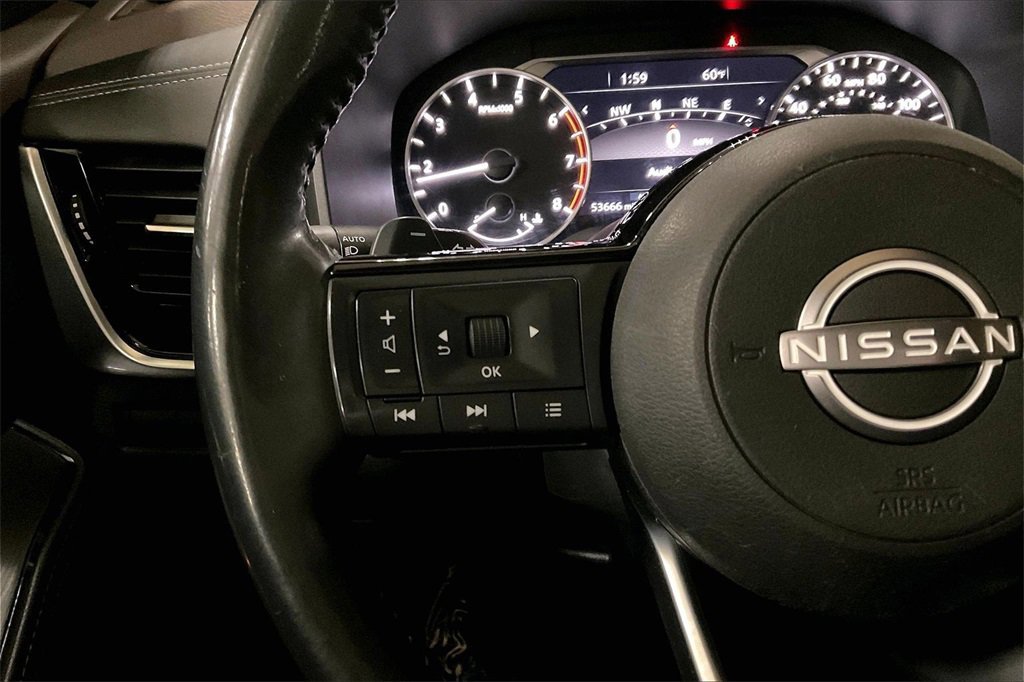 Used 2023 Nissan Rogue SL w/ SL Premium Package image 17