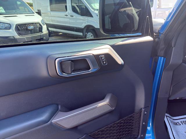 Certified 2023 Ford Bronco Outer Banks w/ Sasquatch Package AWD/4WD image 22