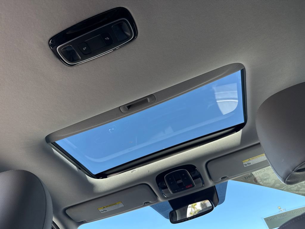 Used 2022 Hyundai Palisade SEL w/ Premium Package image 11