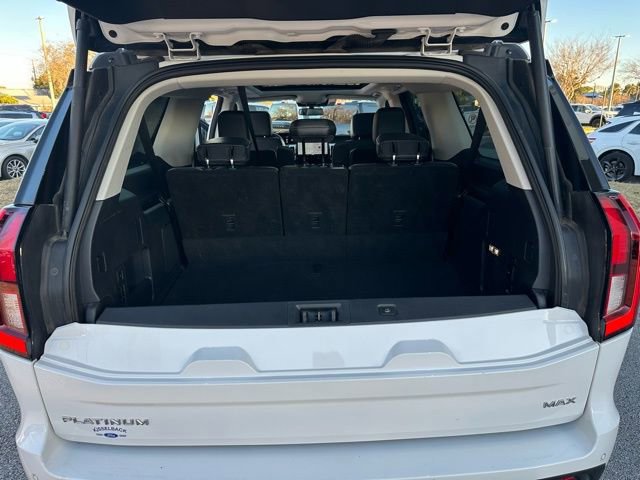 Certified 2025 Ford Expedition Max Platinum image 17