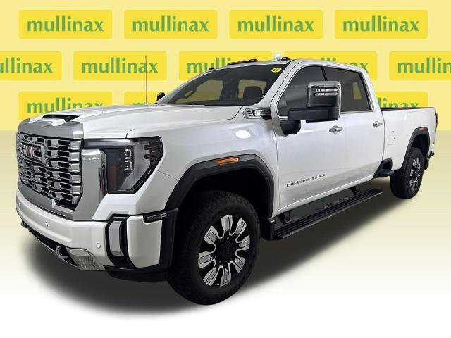 Used 2025 GMC Sierra 3500 Denali w/ Denali Reserve Package AWD/4WD image 16