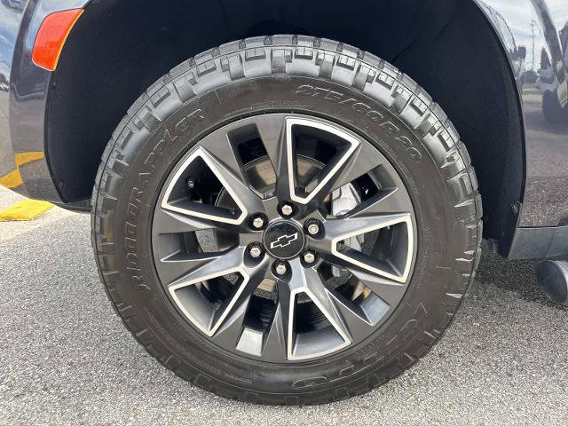 Used 2023 Chevrolet Tahoe Z71 w/ Luxury Package AWD/4WD image 9