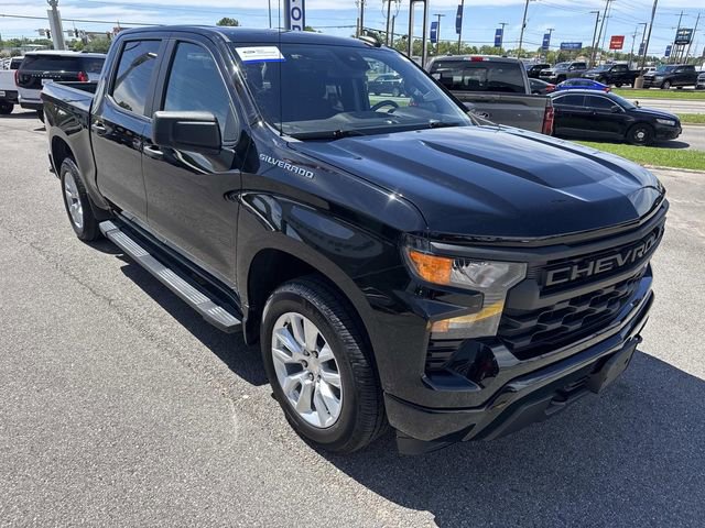 Used 2022 Chevrolet Silverado 1500 Custom image 3