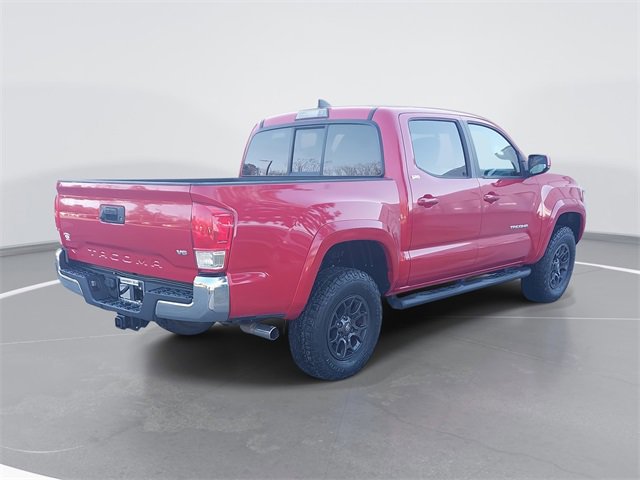 Used 2017 Toyota Tacoma SR5 w/ Tow Package image 5