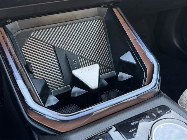 Used 2025 BMW X3 xDrive30i w/ Convenience Package image 27