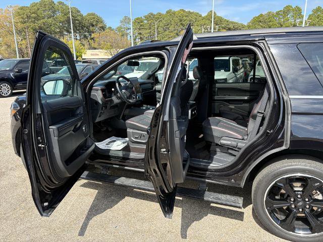 Certified 2023 Ford Expedition Limited image 12